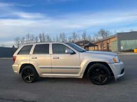 2006 Jeep Grand Cherokee SRT-8 420HP! 