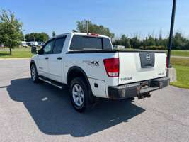 2010 Nissan Titan LE PRO 4X 