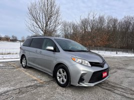 2020 Toyota Sienna LE