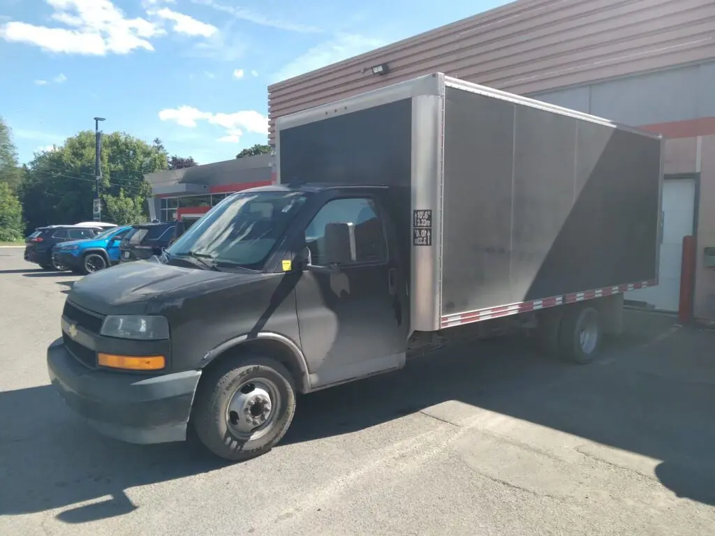 2019 Chevrolet Express Commercial Cutaway