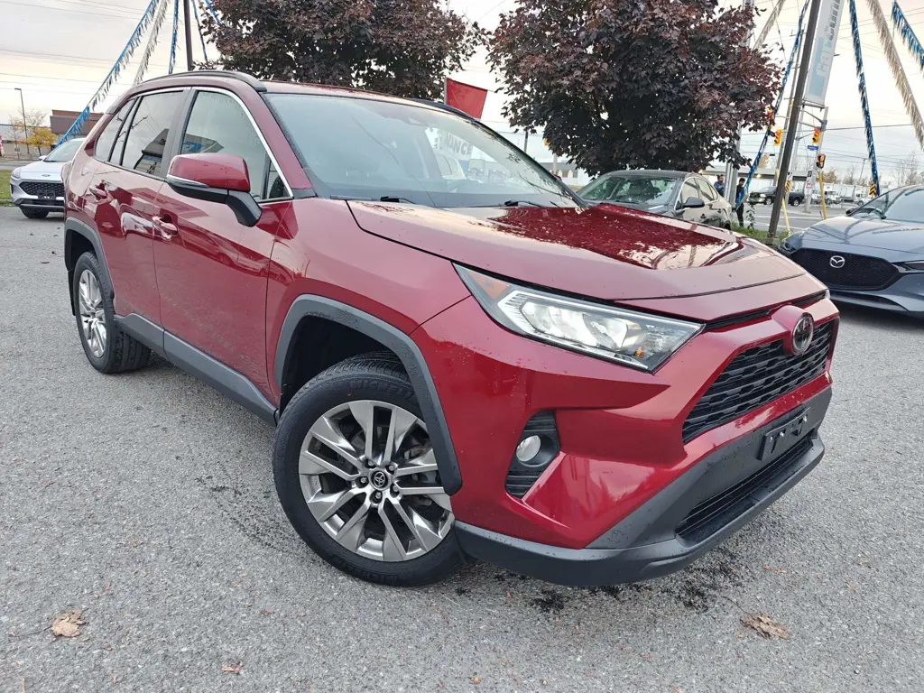 2020 Toyota RAV4 XLE