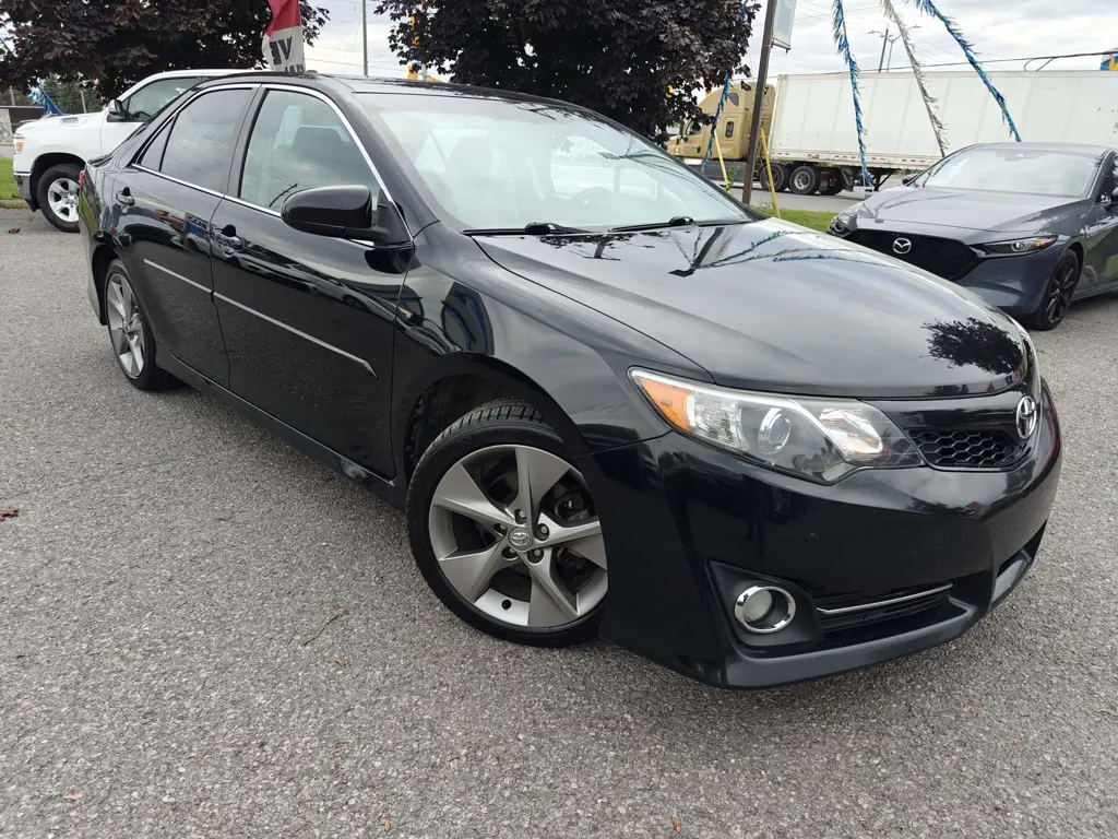 2014 Toyota Camry SE