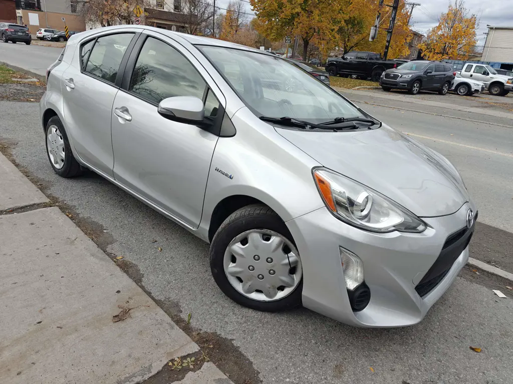 2015 Toyota Prius c 