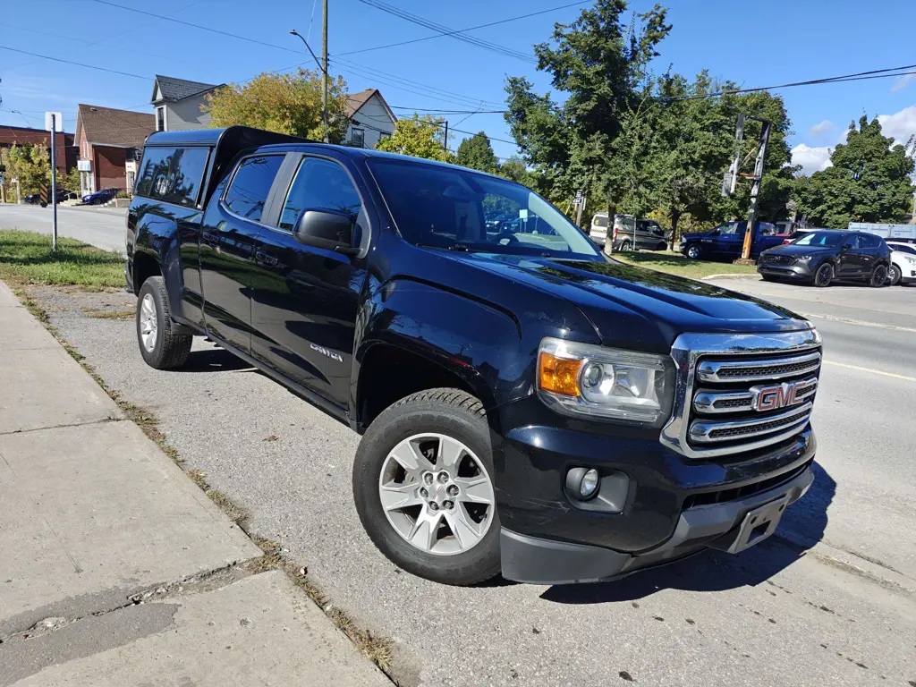 2017 GMC Canyon SLE