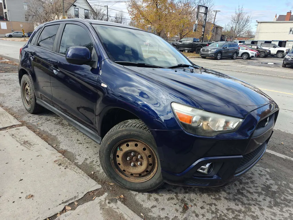 2012 Mitsubishi RVR SE