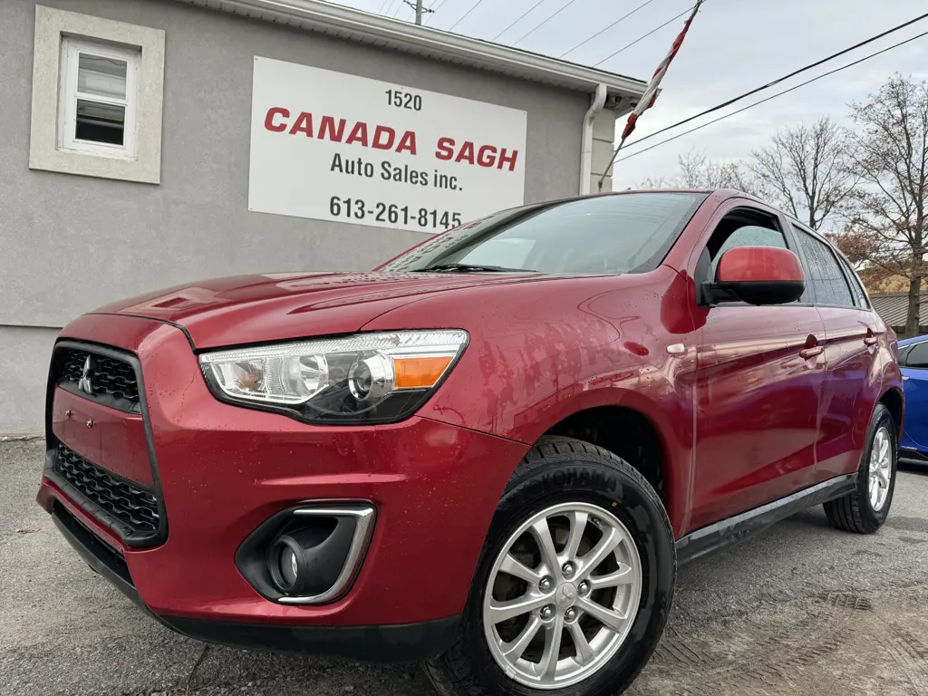 2015 Mitsubishi RVR SE