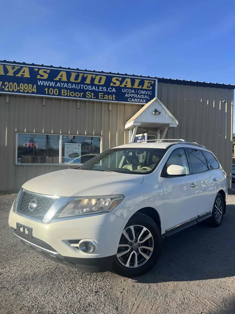 2013 Nissan Pathfinder LE