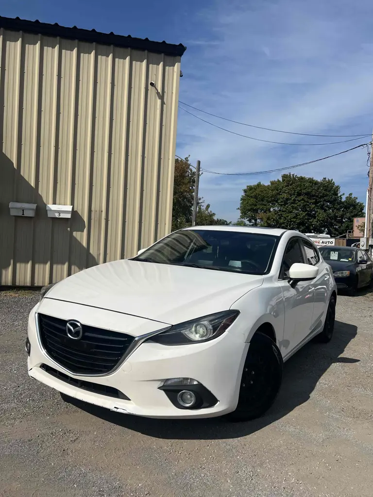 2015 Mazda MAZDA3