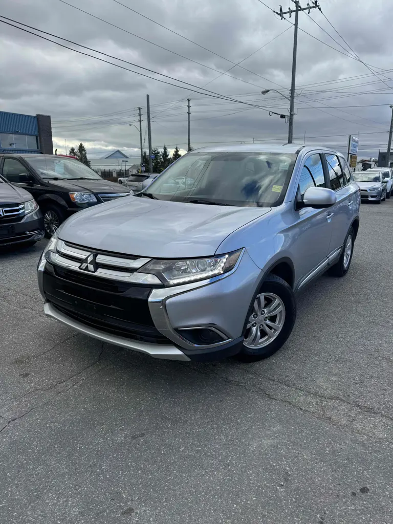 2017 Mitsubishi Outlander ES AWC