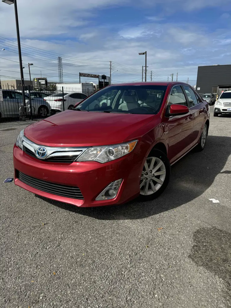 2014 Toyota Camry Hybrid