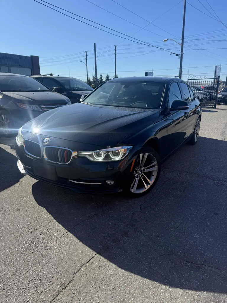 2018 BMW 3-Series 330i xDrive