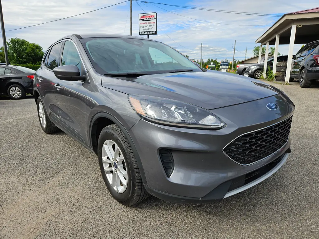 2021 Ford Escape SE