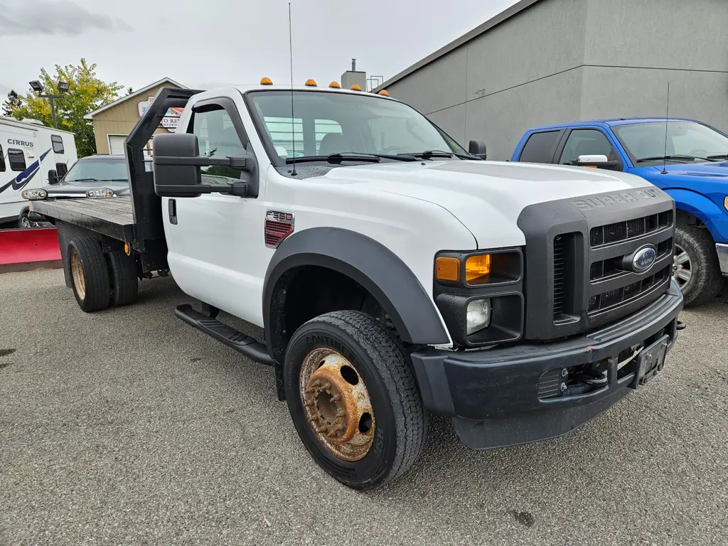 2009 Ford F-550 Chassis XL