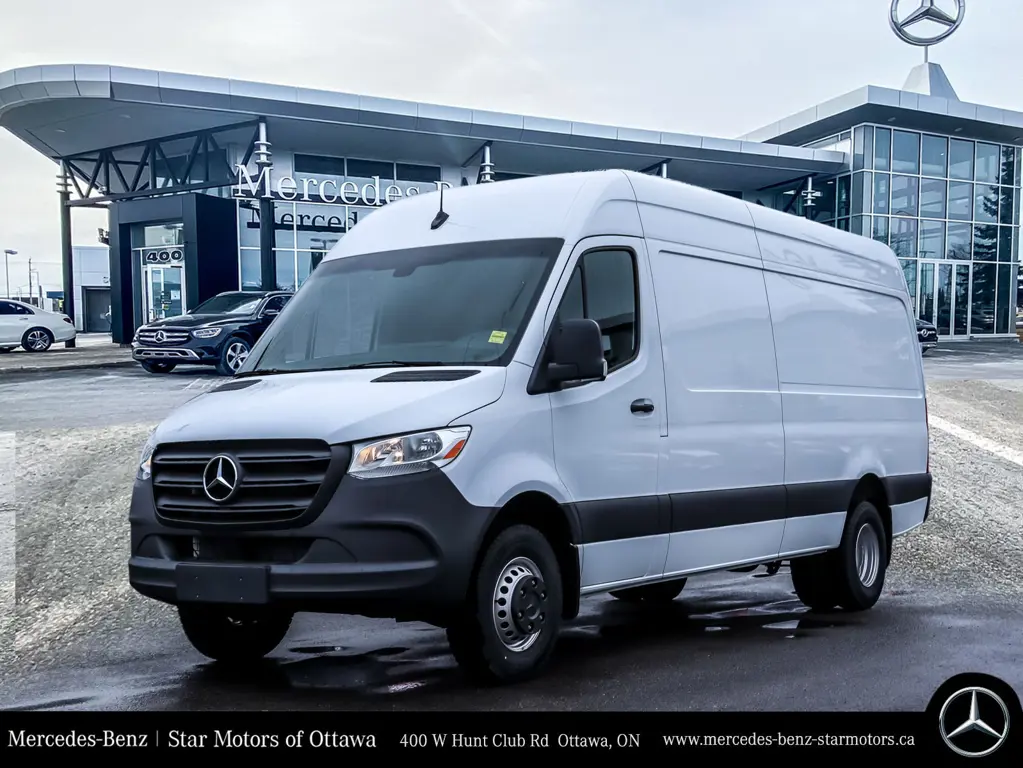 2024 Mercedes-Benz Sprinter Cargo Van