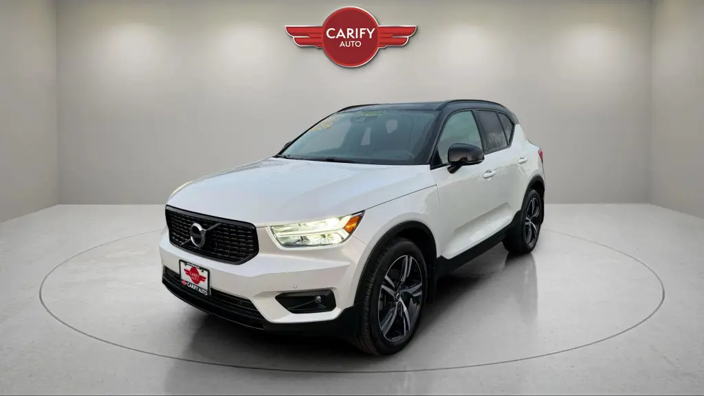 2021 Volvo XC40