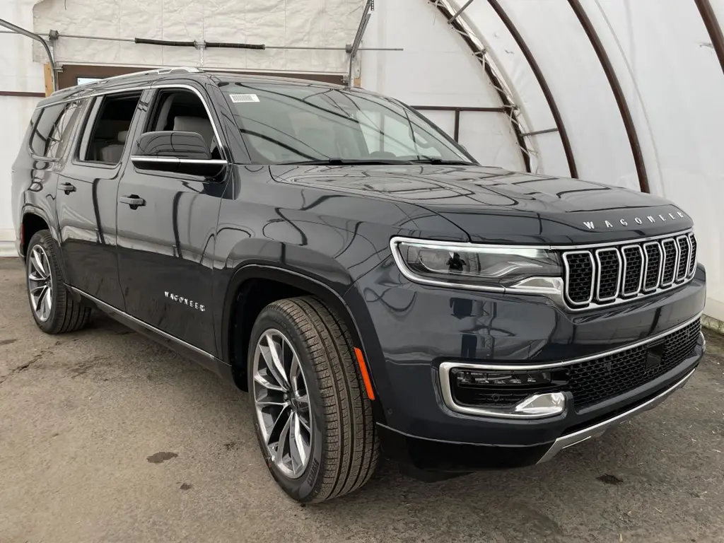 2023 Jeep Wagoneer L Series III 4x4