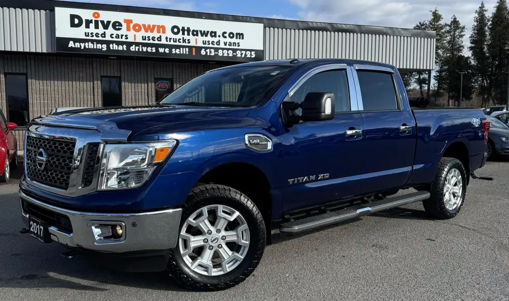 2017 Nissan Titan SV