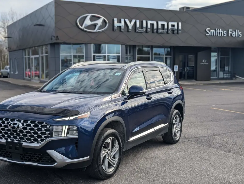 2022 Hyundai Santa Fe Preferred w/Trend Package