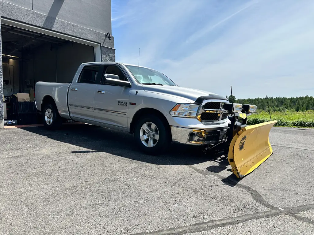 2015 RAM 1500 SLT