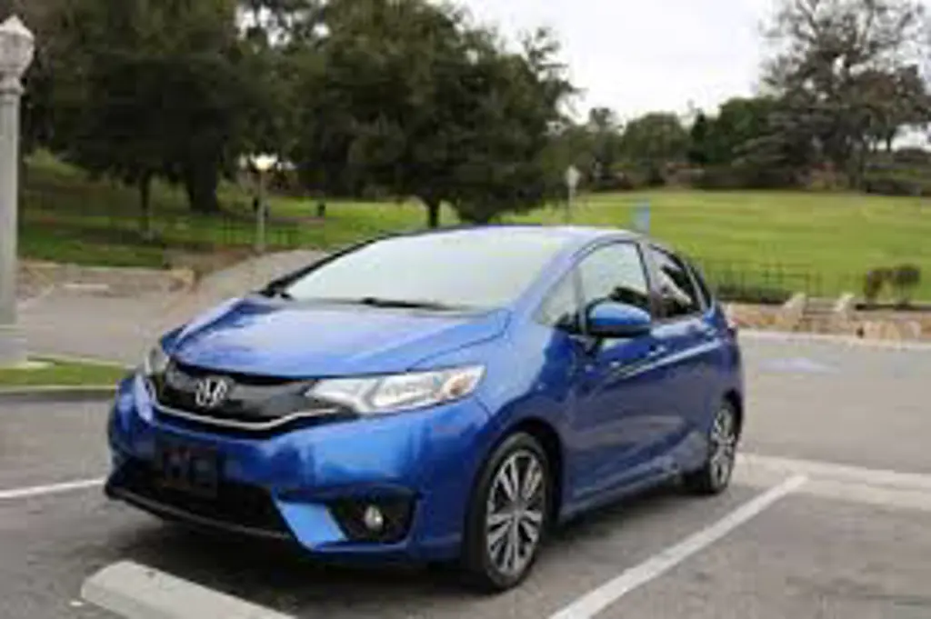 2016 Honda Fit Accident Free Sunroof  GPS EZ Financing 