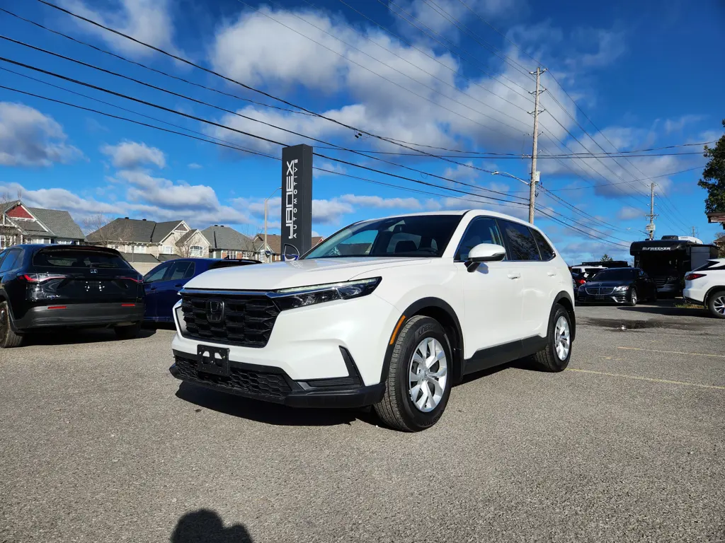 2023 Honda CR-V LX  Accident Free  Low Kms  Financing 