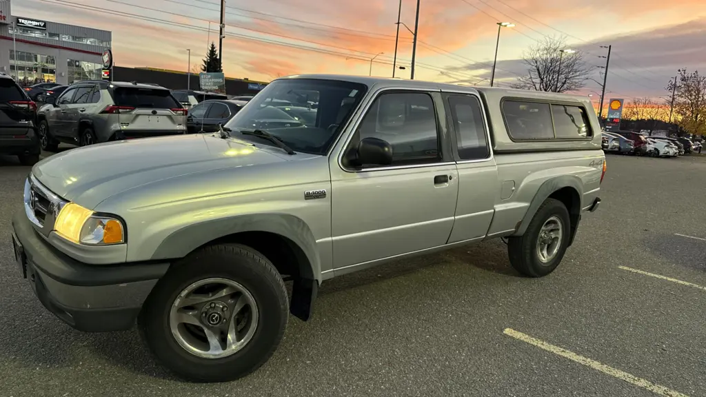 2003 Mazda Truck B4000  Financing Available  4x4